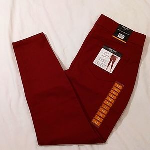 SALE! NEW! NINE WEST HEIDI PULL ON YOGA STRETCH JEANS